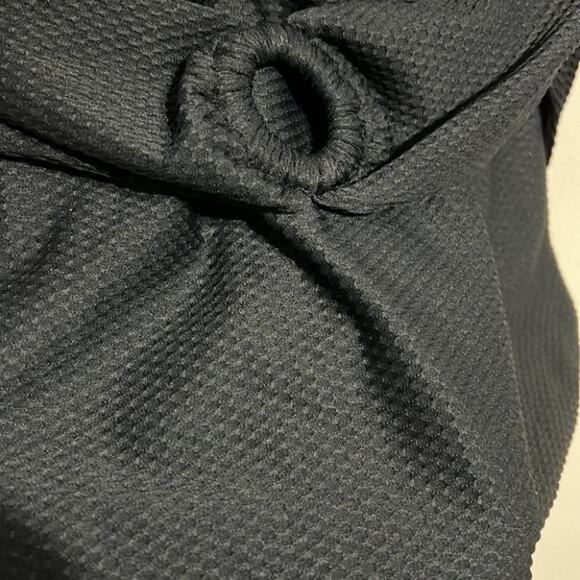 Chelsea28 Black Textured Belted One Piece Swimsuit Size Large - Picture 6 of 6